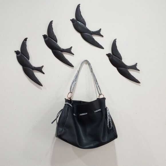 Badgley Mischka Vegan Black with Snake Trim Purse - No Cross Body Strap - Picture 4 of 16